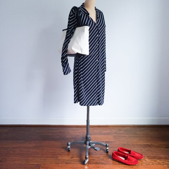 Skagen White Canvas  with black leather trim Tote - Picture 5 of 9